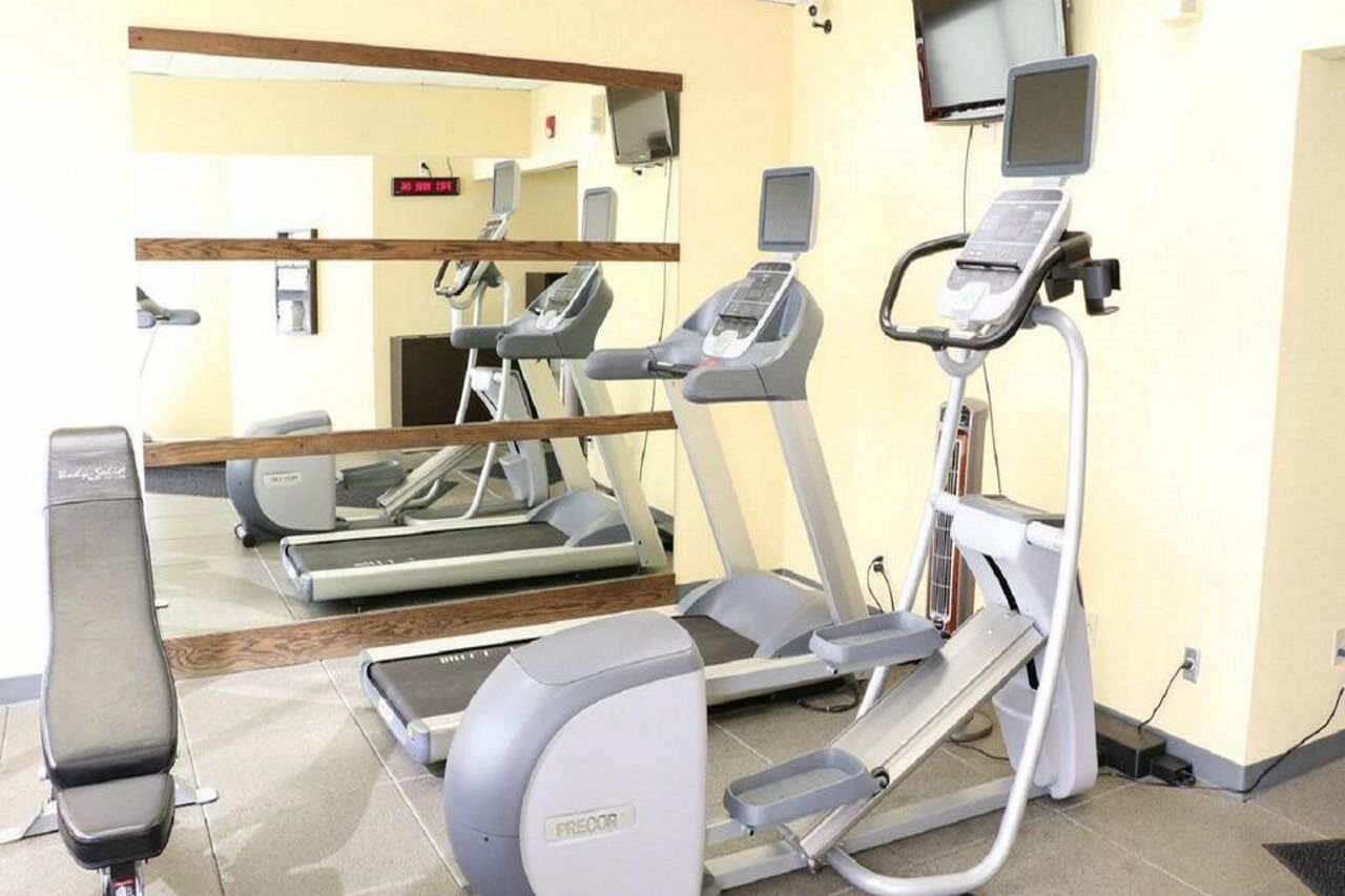 Courtyard By Marriott Portland Airport Hotel Екстериор снимка
